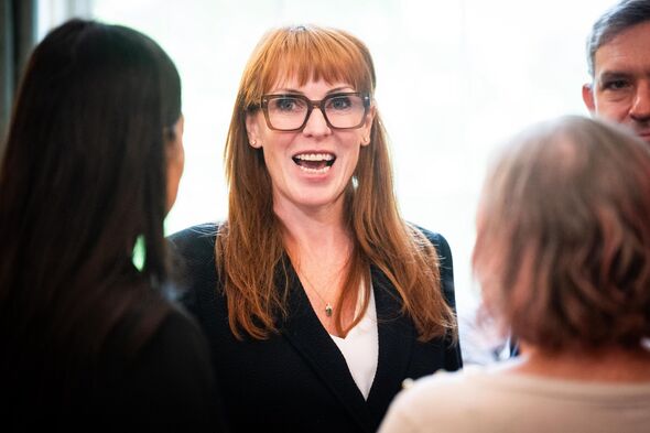 Angela Rayner lors d'une réception pour des associations caritatives de logement Angela Rayner lors d'une réception pour des associations caritatives de logement