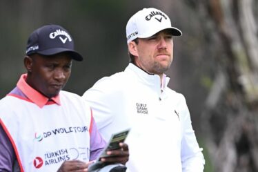 Caddy bloqué du championnat PGA alors que la star du golf s'exprime sur le problème