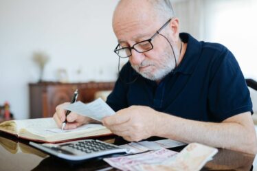 Des millions de personnes risquent une attente de deux ans si elles sont nées entre deux ans en raison du changement des règles en matière de retraite.