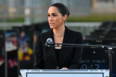 Famille royale EN DIRECT : Meghan Markle prononce un discours explosif lors de la "tournée royale en Suisse"