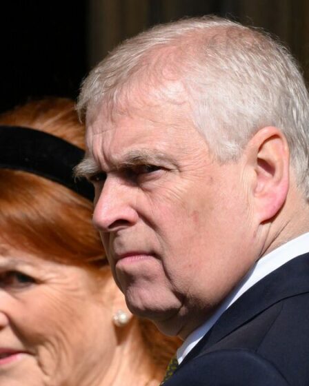 Famille royale EN DIRECT : Sarah Ferguson « mérite pitié » alors qu'Andrew « s'en sort à la légère »