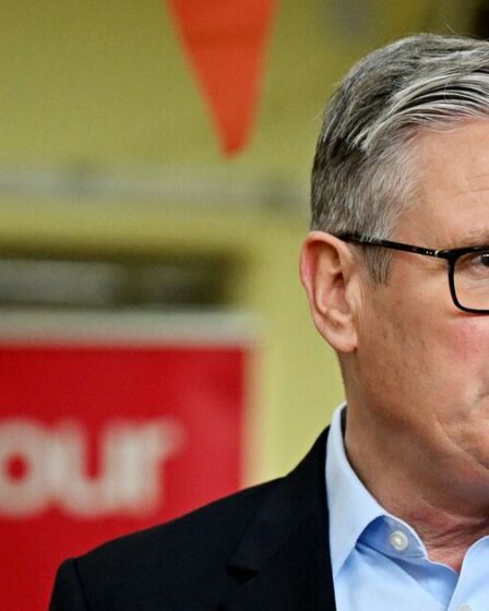 GB News interrompu pour une annonce de dernière minute – et c'est un autre coup dur pour Keir Starmer