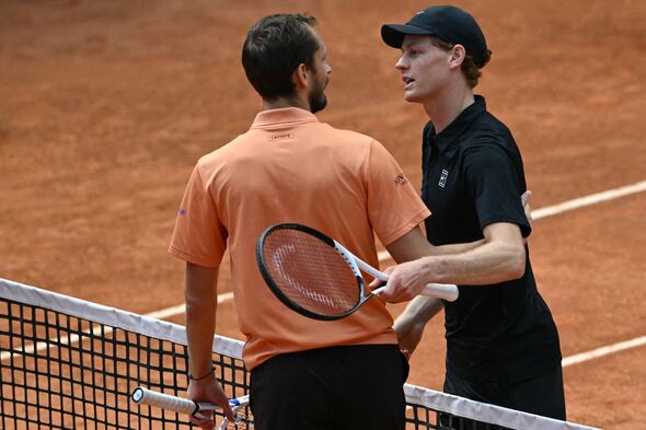 Sinner affrontera Casper Ruud en finale dimanche