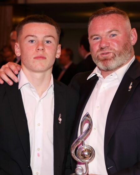 Kai Rooney abandonne la règle d'or pour son père Wayne et Man Utd