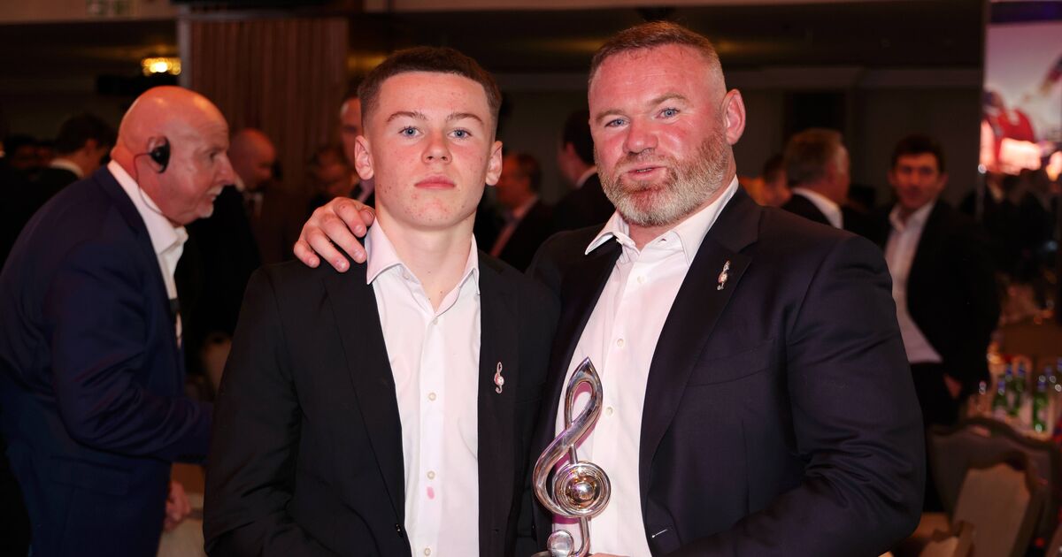 Kai Rooney abandonne la règle d'or pour son père Wayne et Man Utd