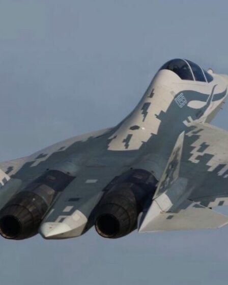 La Russie se réjouit du premier vol du nouvel avion de combat de Poutine, d'une valeur de 37 millions de livres sterling