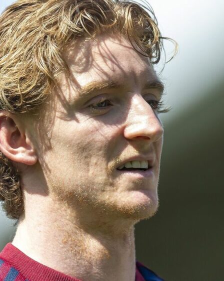 L’accord de transfert d’Anthony Gordon a été conclu alors que la star « choisit entre Liverpool et Barcelone »