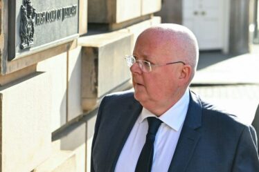 L'ancien directeur général du SNP, Peter Murrell, plaide coupable d'avoir détourné 400 000 £ du parti