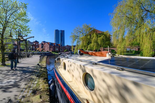 Péniches 15-04 dans la région de Castlefield à Manchester Péniches 15-04 dans la région de Castlefield à Manchester