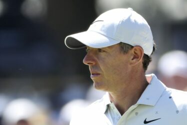 PGA Championship LIVE : mises à jour du tour final alors que Rory McIlroy charge le classement