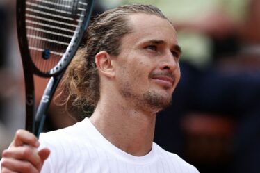 Roland-Garros LIVE : Rafael Jodar riposte alors qu'Alexander Zverev gagne