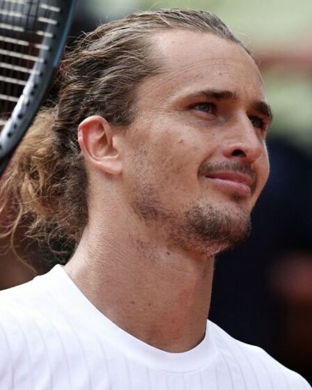 Roland-Garros LIVE : Rafael Jodar riposte alors qu'Alexander Zverev gagne