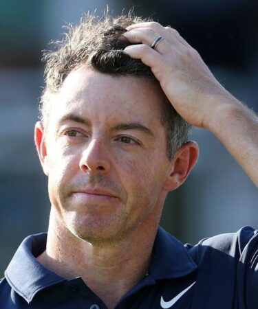 Rory McIlroy subit un double coup puisqu'il perd instantanément 240 000 £ après le championnat PGA