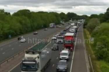 Trafic M4 EN DIRECT : Retards alors que l'autoroute est fermée en direction est près de Swindon après un accident