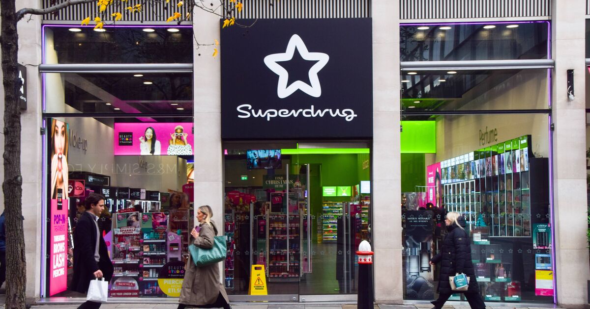 Superdrug lance d'abord un nouveau service pour les acheteurs « fatigués » dans les rues commerçantes du Royaume-Uni