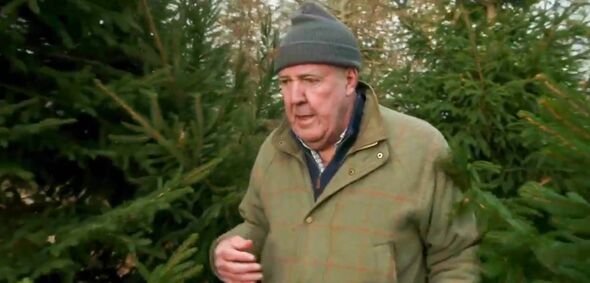 Jeremy Clarkson dans un manteau vert Jeremy Clarkson dans un manteau vert