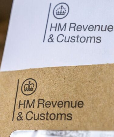 Les retraités de l’État frappés par des taux d’imposition supplémentaires du HMRC en 2026