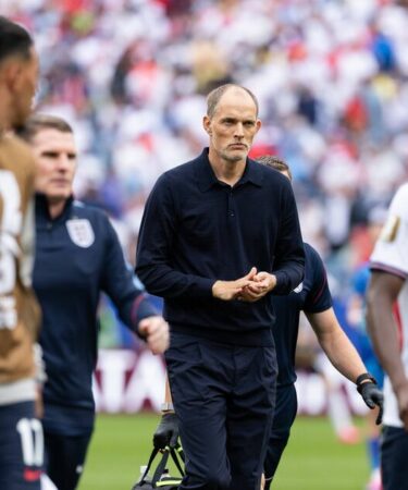 Thomas Tuchel distingue trois stars anglaises et met en garde les joueurs contre la hache panaméenne