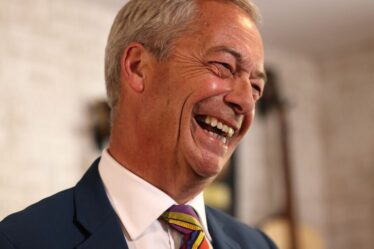 Le biographe "plus certain que jamais" Farage prêt à négocier avec les conservateurs pour conquérir le pouvoir
