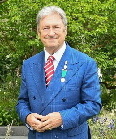 Alan Titchmarsh exhorte les gens à cesser d'utiliser 1 objet dans le jardin pour protéger la faune