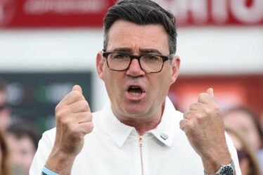 Craintes concernant le triple verrouillage alors qu'Andy Burnham mettait en garde contre une « bataille toute-puissante » avec les retraités