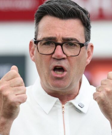 Craintes concernant le triple verrouillage alors qu'Andy Burnham mettait en garde contre une « bataille toute-puissante » avec les retraités
