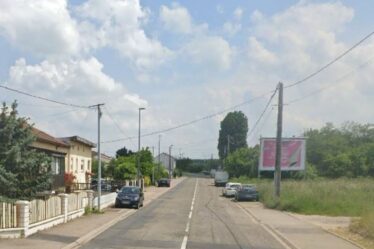 Crash d'avion de Tomblaine EN DIRECT : Un avion s'écrase près de Nancy alors que la police demande d'"éviter la zone"