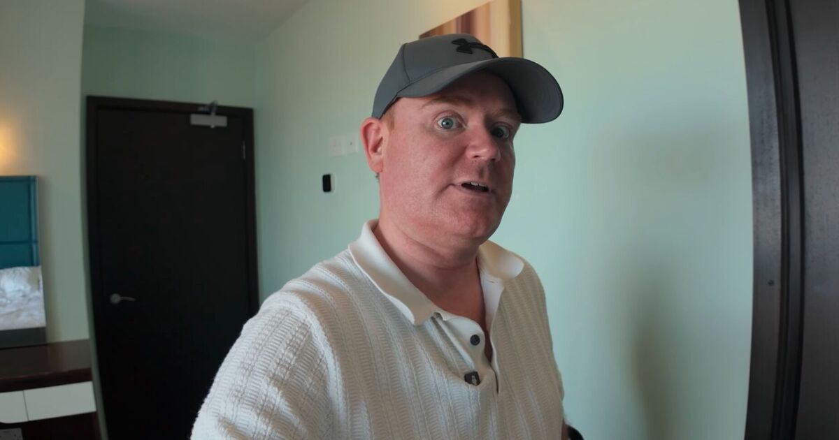 "Je suis allé à Butlins – je n'avais aucune chance de laisser mon fils dormir sur le lit"
