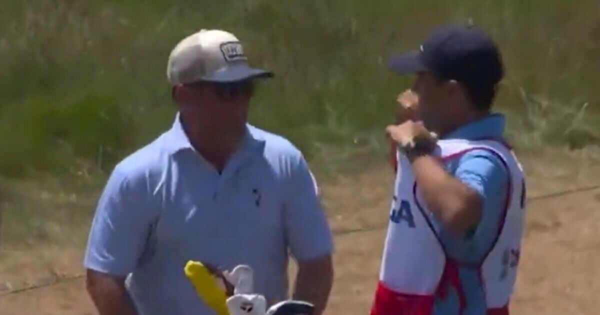 La star de l'US Open remplace son cadet par son père après une discussion avec les officiels du tournoi