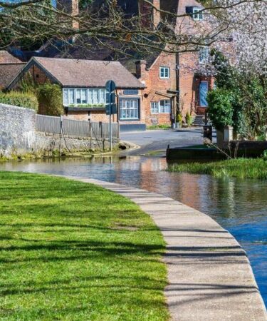 Le charmant village surnommé « le plus joli d’Angleterre »