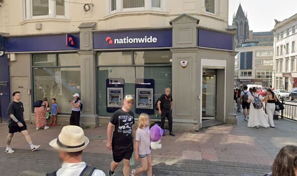 Une succursale nationale