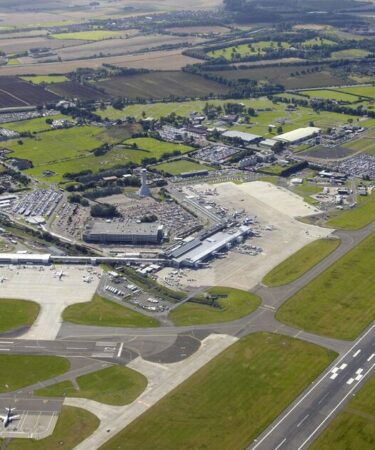 Les aéroports de Glasgow et d'Édimbourg publient des mises à jour majeures alors que les vols sont retardés à cause du carburéacteur