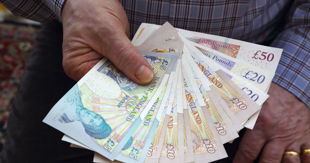 Les retraités de l’État de moins de 77 ans ont reçu des paiements exceptionnels de 1 930 £ mercredi en juillet