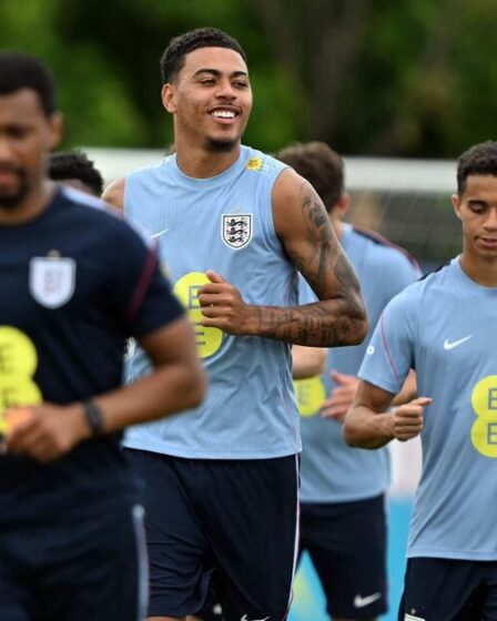 L’exercice d’entraînement de l’Angleterre en dit long alors que les stars de la Coupe du monde sont averties par Thomas Tuchel
