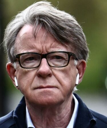 Politique EN DIRECT : les dossiers de Bombshell Mandelson devraient être publiés dans quelques heures
