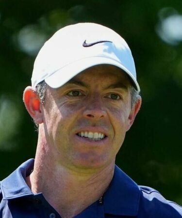 Rory McIlroy répète la tactique qui a conduit au triomphe du Masters alors qu'il défend sa décision