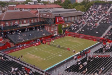 Tennis LIVE : le match de Queen's est interrompu alors que le visage rouge de la BBC et un grand nom se retire