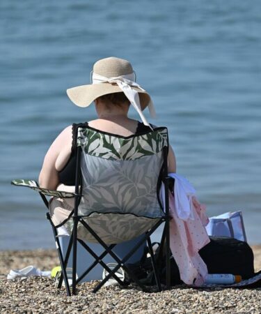 Une simple habitude quotidienne de s'exposer au soleil pourrait réduire le risque de démence jusqu'à 40 %, selon une étude majeure