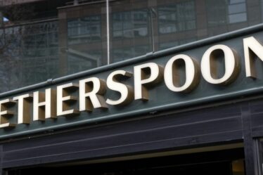 Wetherspoon confirme que les pubs britanniques ne diffusent pas la Coupe du Monde de la FIFA 2026 – liste complète