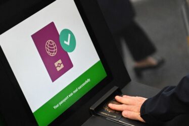 Le patron d'un grand aéroport demande instamment à l'UE de se retirer, accusant un "défaut de conception" d'être à l'origine du chaos aux frontières
