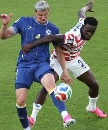Folarin Balogun échappe à l'interdiction de la Coupe du monde malgré le carton rouge des États-Unis alors que la FIFA intervient