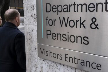 Le DWP lance une alerte « majeure » sur un changement de retraite à des millions de Britanniques