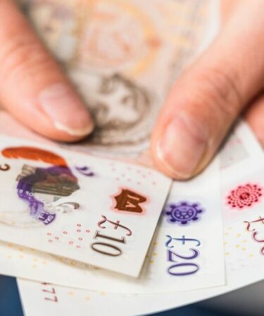 HMRC confirme les changements de paiement de 108,20 £ à partir de lundi