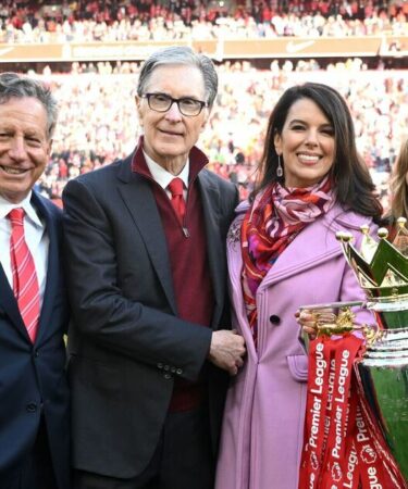 FSG fait le point sur les négociations de vente de Liverpool alors que le copropriétaire du club quitte le club