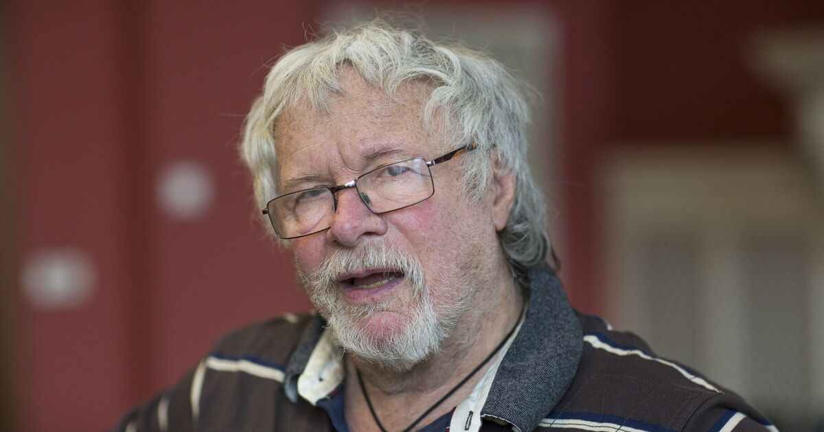 Les oiseaux afflueront dans votre jardin si vous ajoutez les trois plantes préférées de Bill Oddie