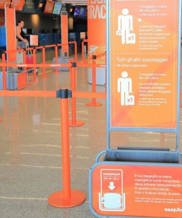 easyJet introduit le changement de dépôt de bagages dans 4 aéroports britanniques à partir de vendredi