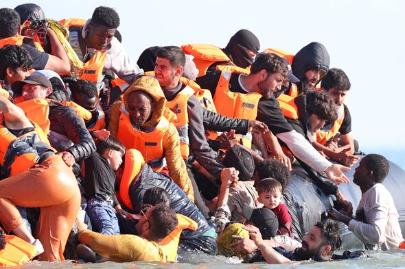 FRANCE-GRANDE-BRETAGNE-UE-MIGRANTS