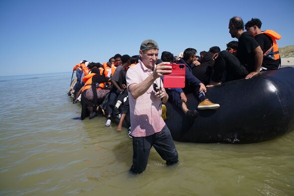 Incidents de migrants traversant la Manche