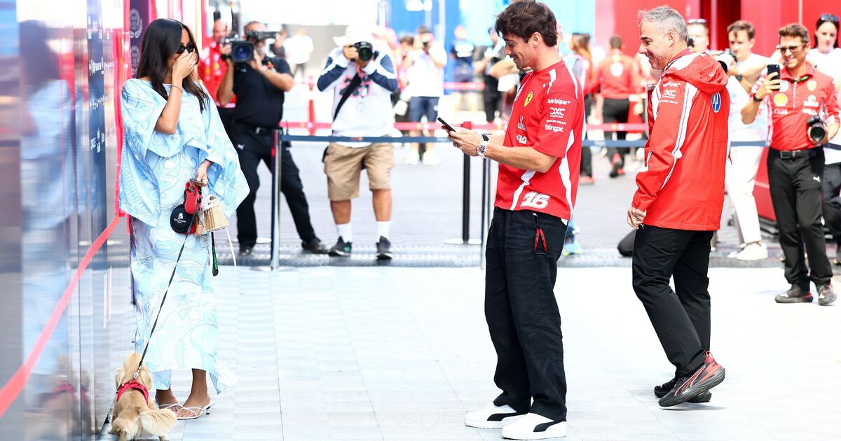 Alexandra, l'épouse de Charles Leclerc, mortifiée lorsque le chien Leo a été surpris en train de pisser dans le garage de l'équipe rivale