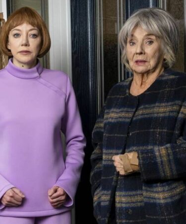 Ann Droid incarne la sitcom de la BBC qui accueille la légende méconnaissable de Death in Paradise